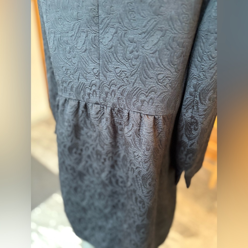 Sz 10 Tahari Lightweight Jacket - Picture 3 of 16